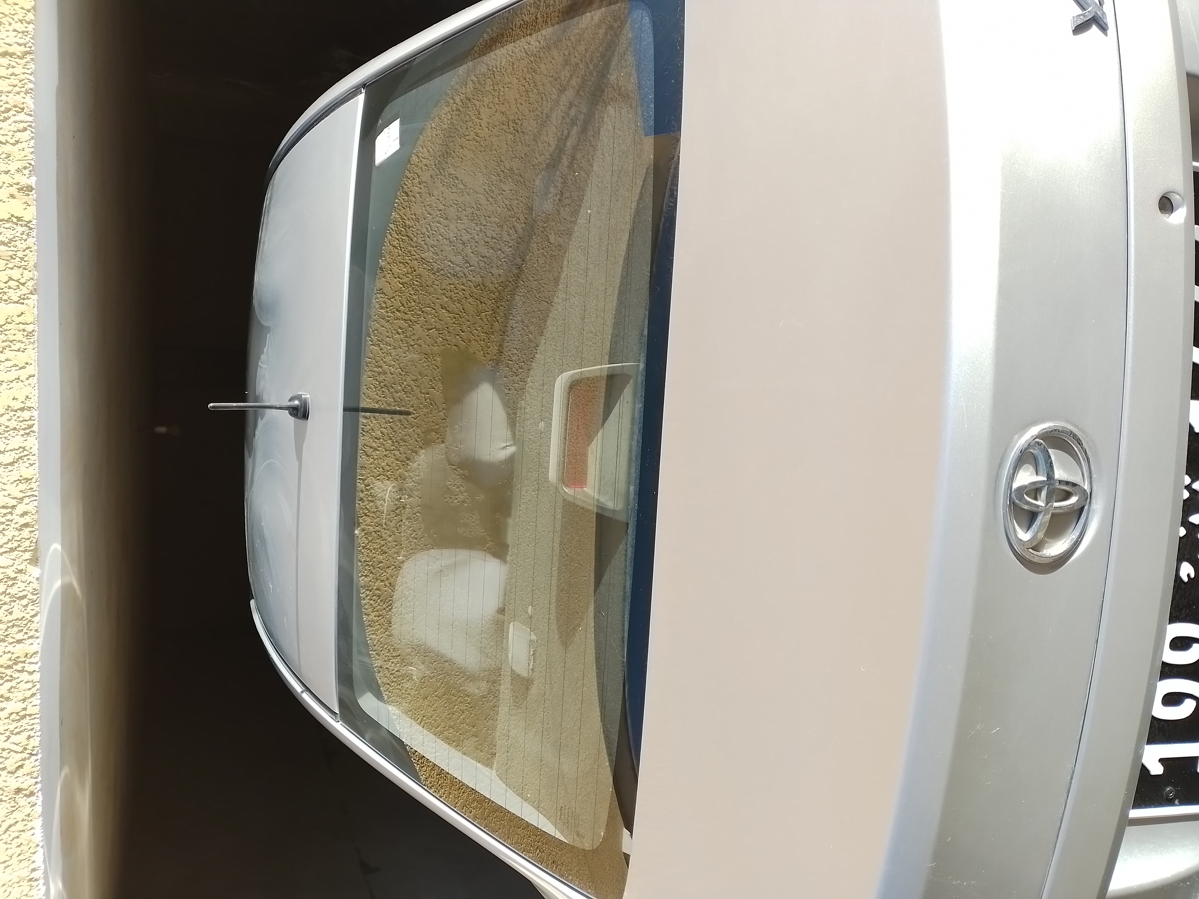 Tabarka&nbsp;Tabarka&nbsp;Toyota&nbsp;Yaris&nbsp;Toyota yaris premi�re main