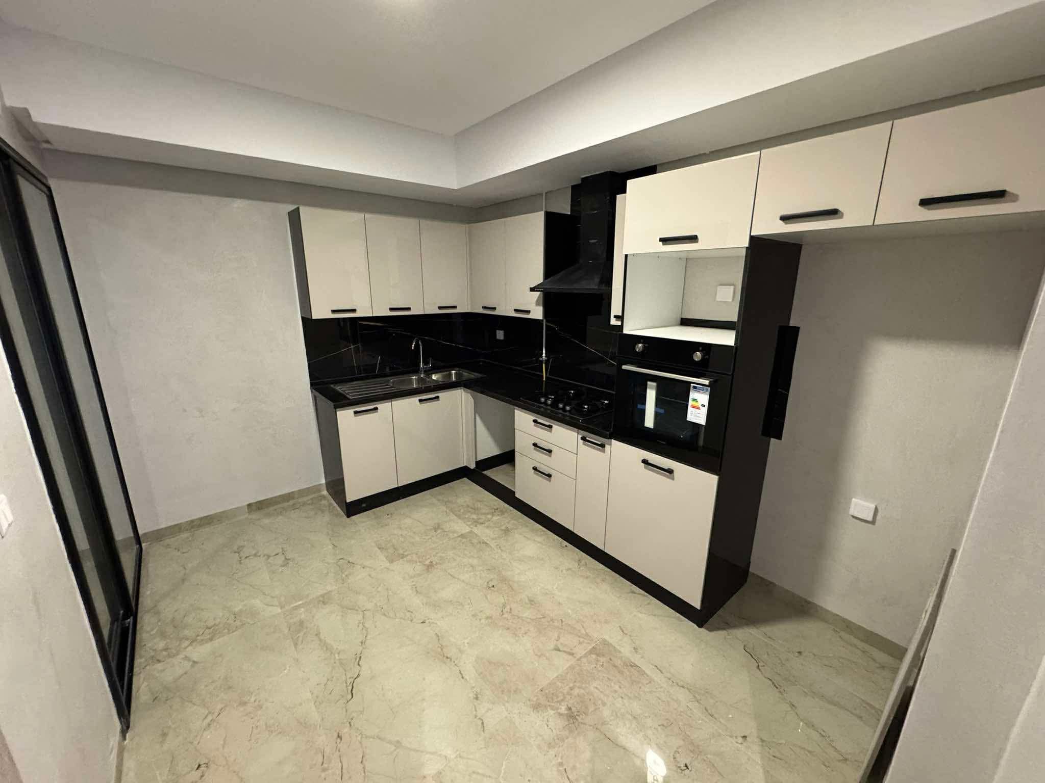 Ariana Ville&nbsp;Cite Ennasr 2&nbsp;Location&nbsp;Appart. 4 pi�ces&nbsp;S3 1900 d ennasr 2