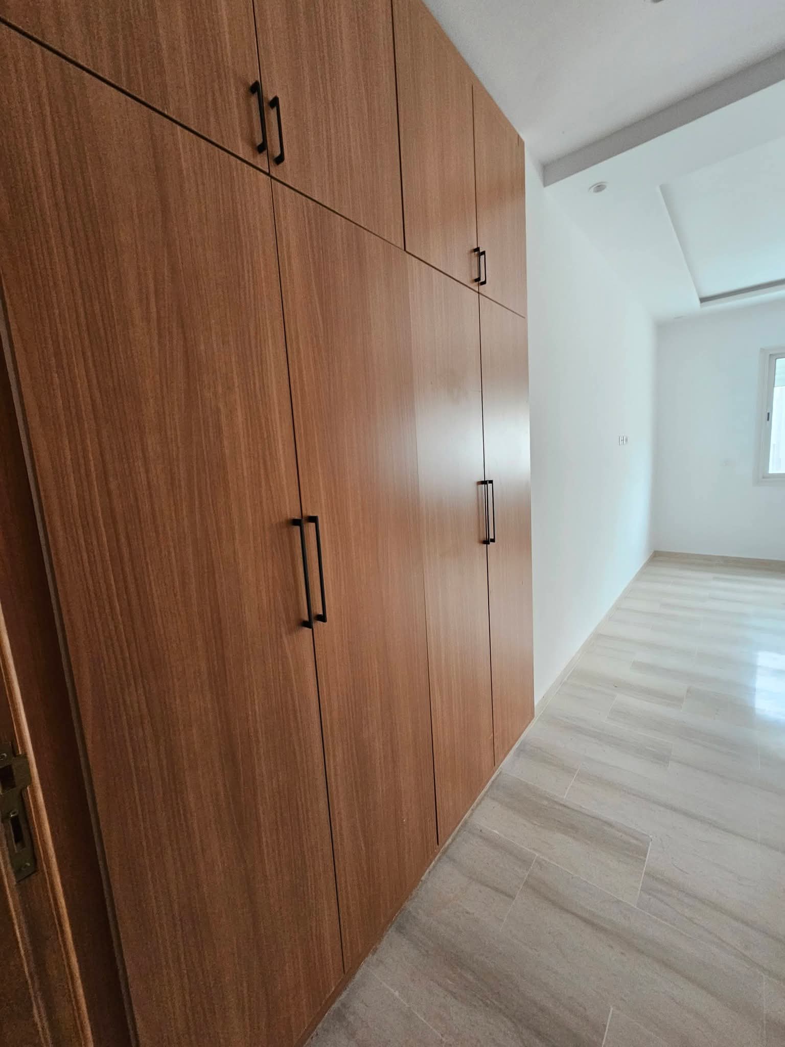 Mnihla&nbsp;Jardins d'el Menzah&nbsp;Location&nbsp;Appart. 4 pi�ces&nbsp;S3 1500d jardin del menzah 2