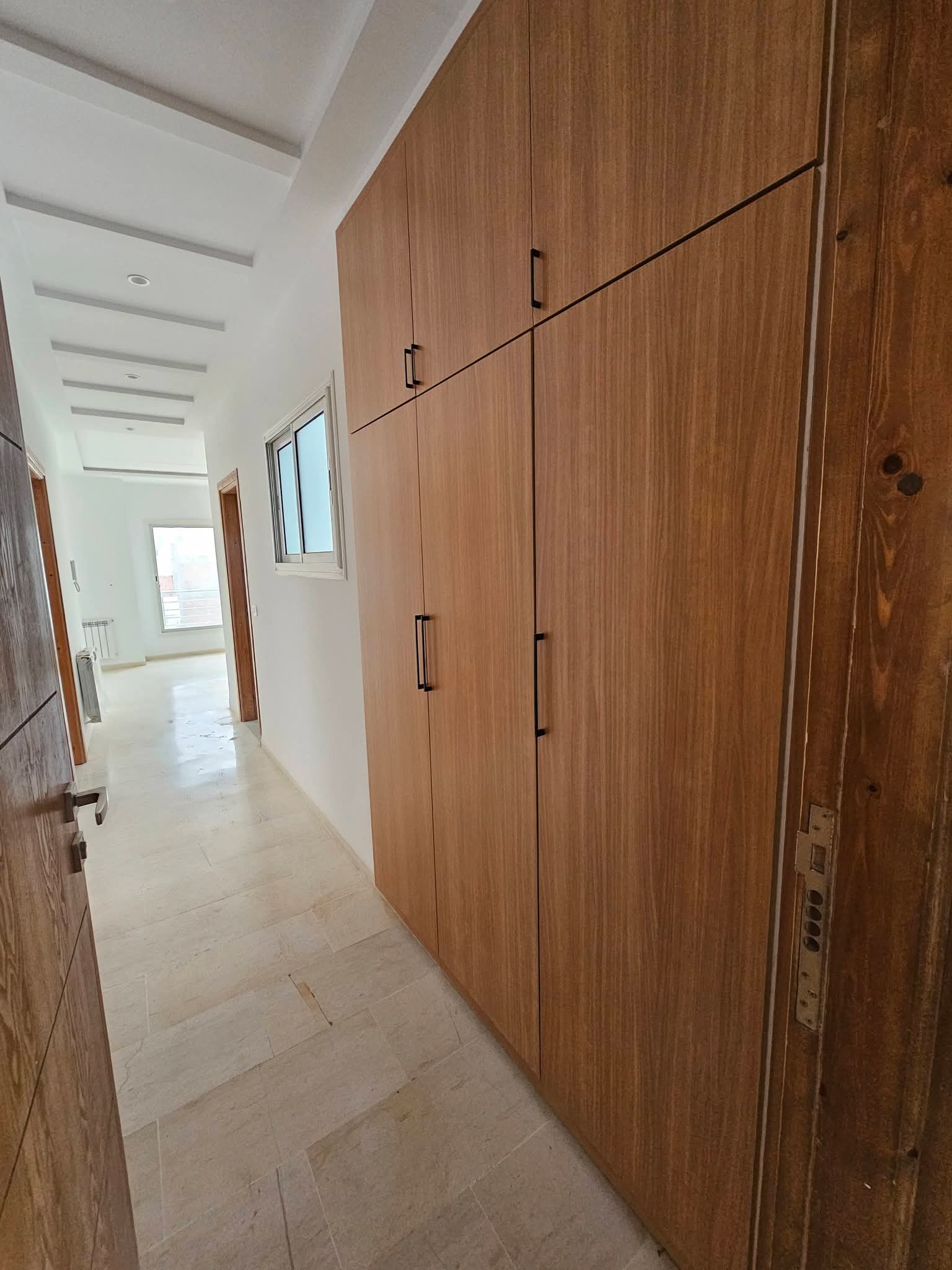 Mnihla&nbsp;Jardins d'el Menzah&nbsp;Location&nbsp;Appart. 3 pi�ces&nbsp;S2 1250d jamais habit� jardin del menzah 2