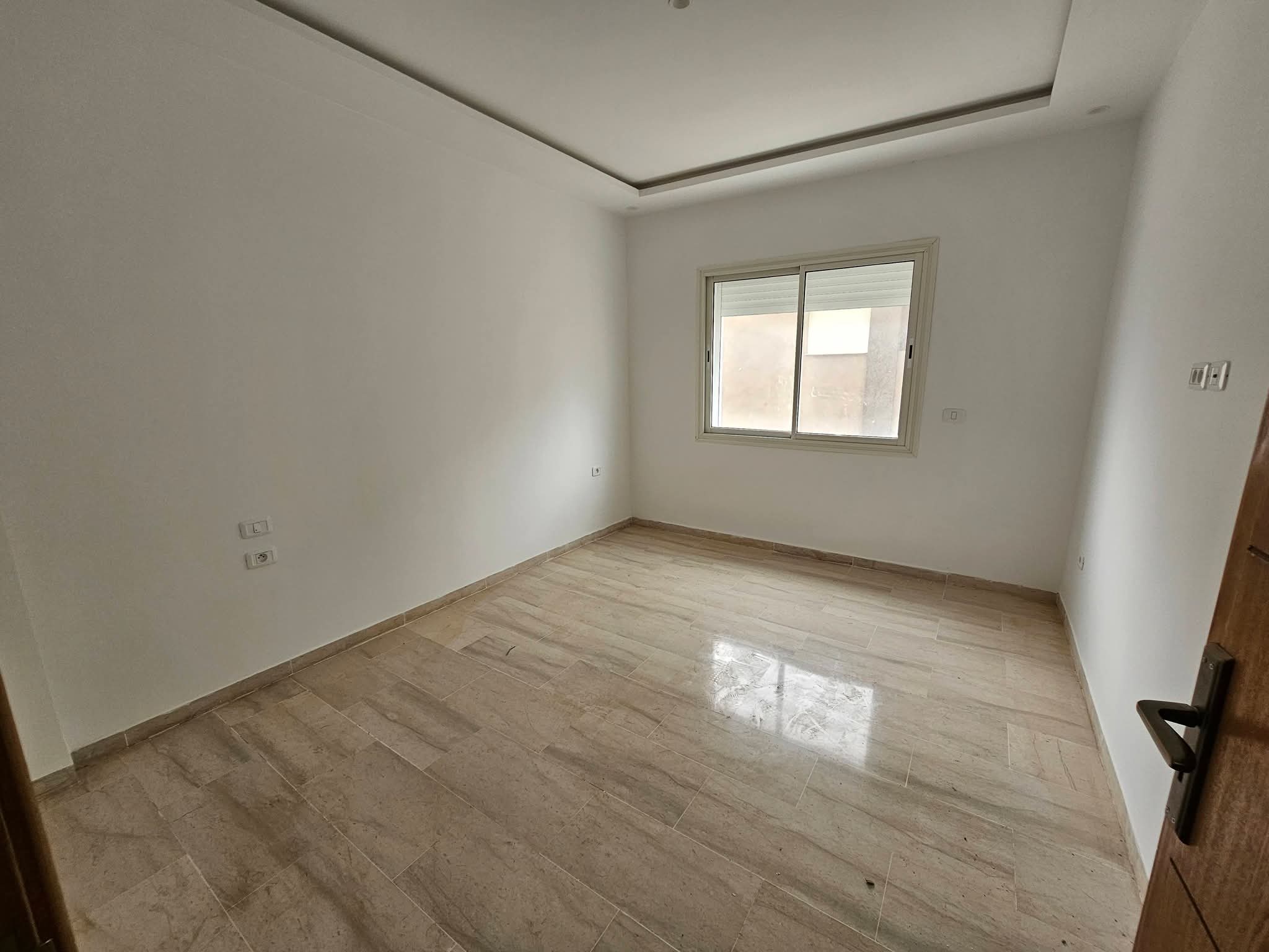 Mnihla&nbsp;Jardins d'el Menzah&nbsp;Location&nbsp;Appart. 3 pi�ces&nbsp;S2 1250d jamais habit� jardin del menzah 2