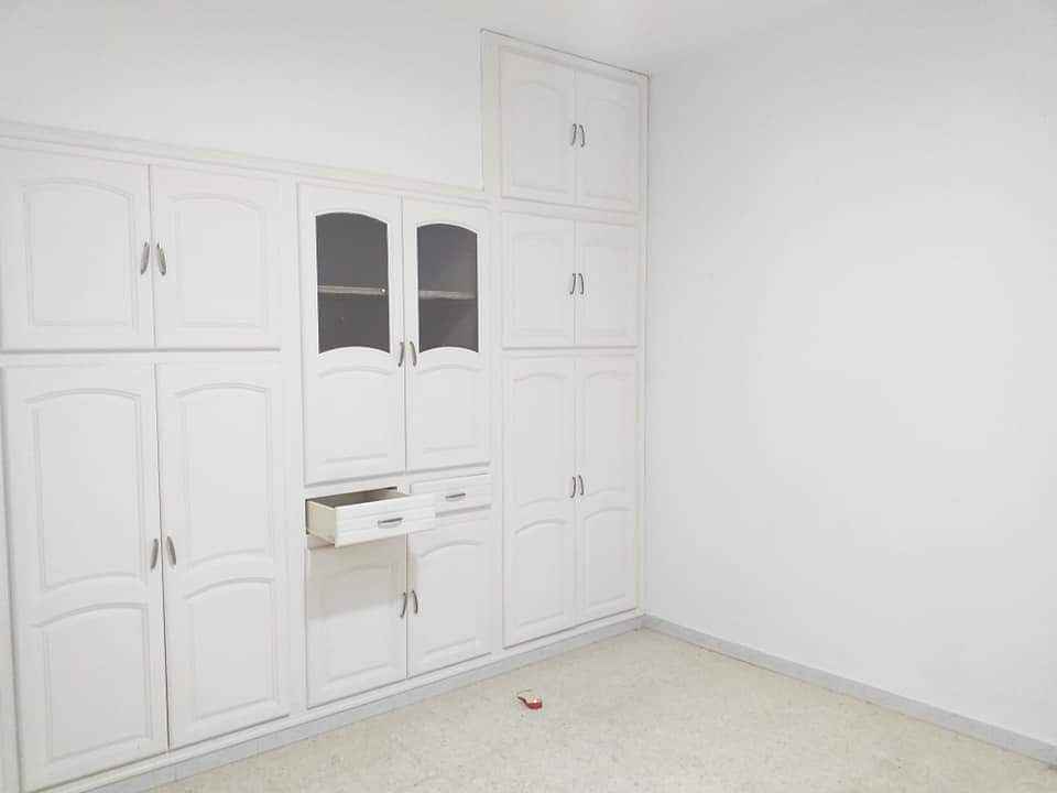 Sfax Ville&nbsp;Sfax&nbsp;Vente&nbsp;Appart. 5 pi�ces+&nbsp;Etage villa rte sidi mansour km 4