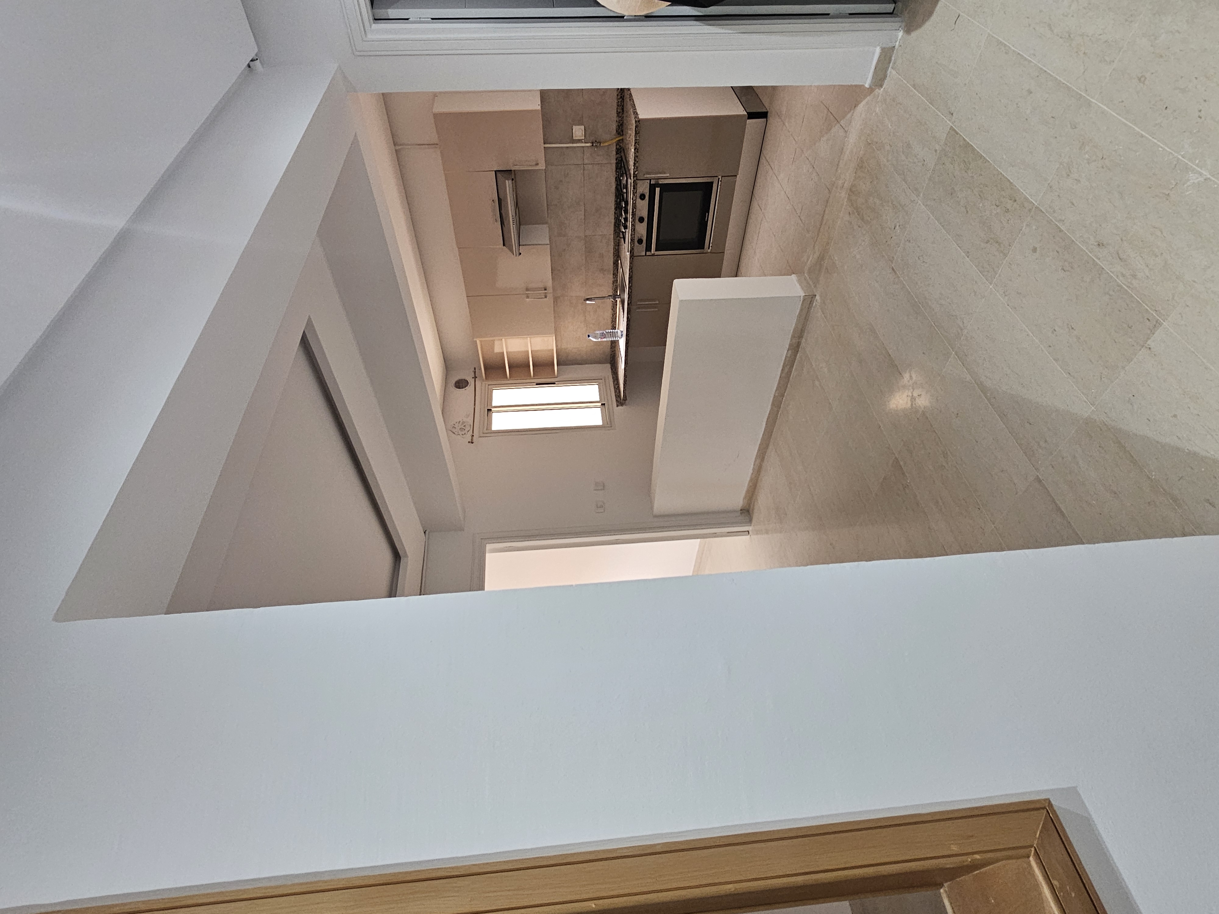 La Soukra&nbsp;Borj Louzir&nbsp;Location&nbsp;Appart. 1 pi�ce&nbsp;S1 r�sidence essaraya 2 borj louzir