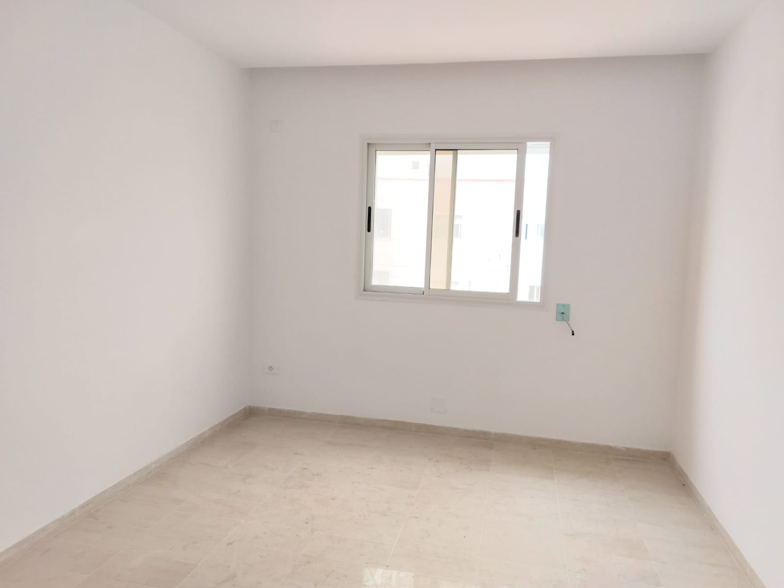 La Soukra&nbsp;Borj Louzir&nbsp;Location&nbsp;Appart. 1 pi�ce&nbsp;S1 r�sidence essaraya 2 borj louzir