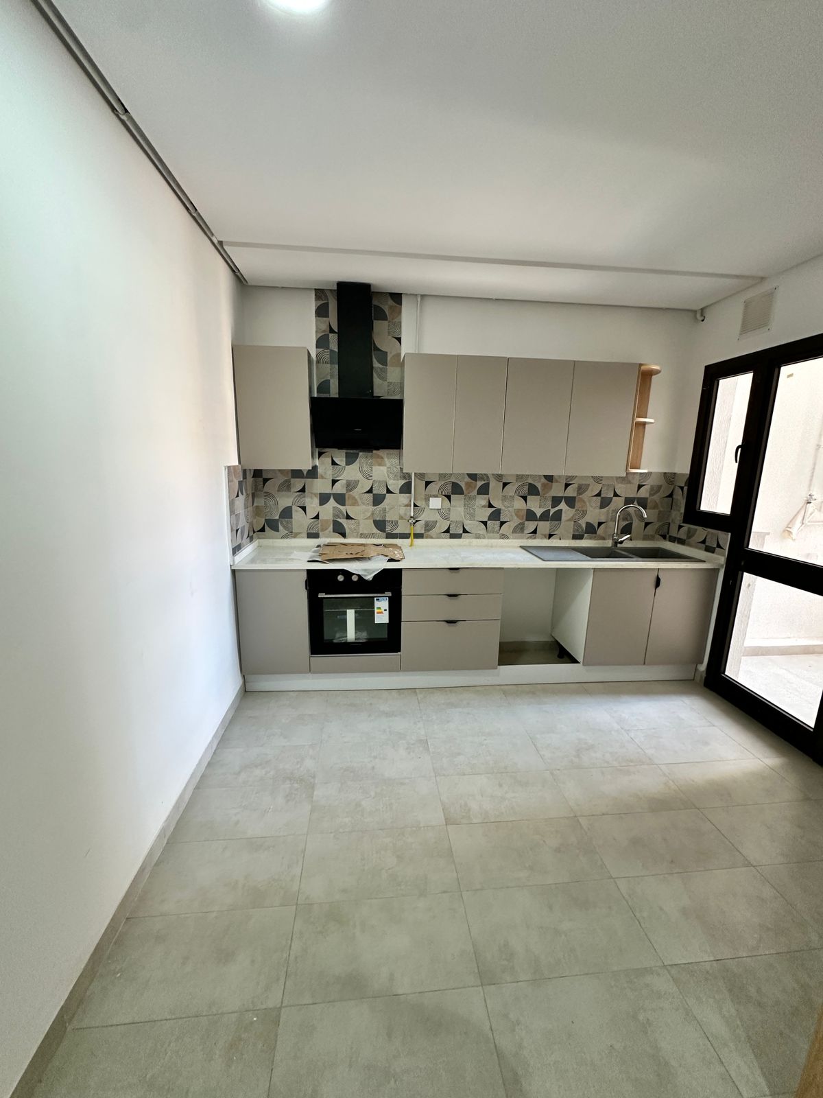 Nouvelle Medina&nbsp;Nouvelle Medina&nbsp;Location&nbsp;Appart. 2 pi�ces&nbsp;S2 avec place parking neuf a la nouvelle medina 3