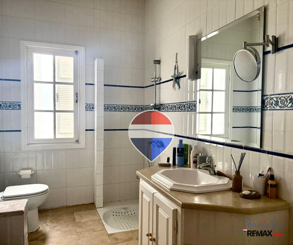 La Soukra&nbsp;Chotrana 2&nbsp;Location&nbsp;Maisons&nbsp;Villa vide � chotrana 2