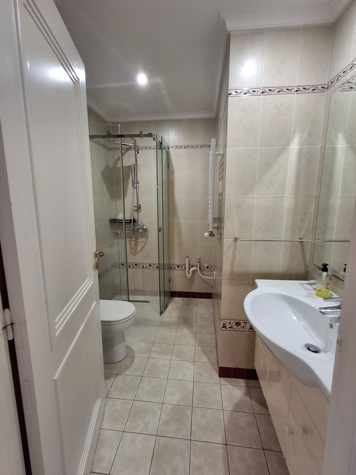 La Marsa&nbsp;Berge Du Lac&nbsp;Location&nbsp;Appart. 1 pi�ce&nbsp;Appartement s1 au berge du lac 1 rue lac loch ness