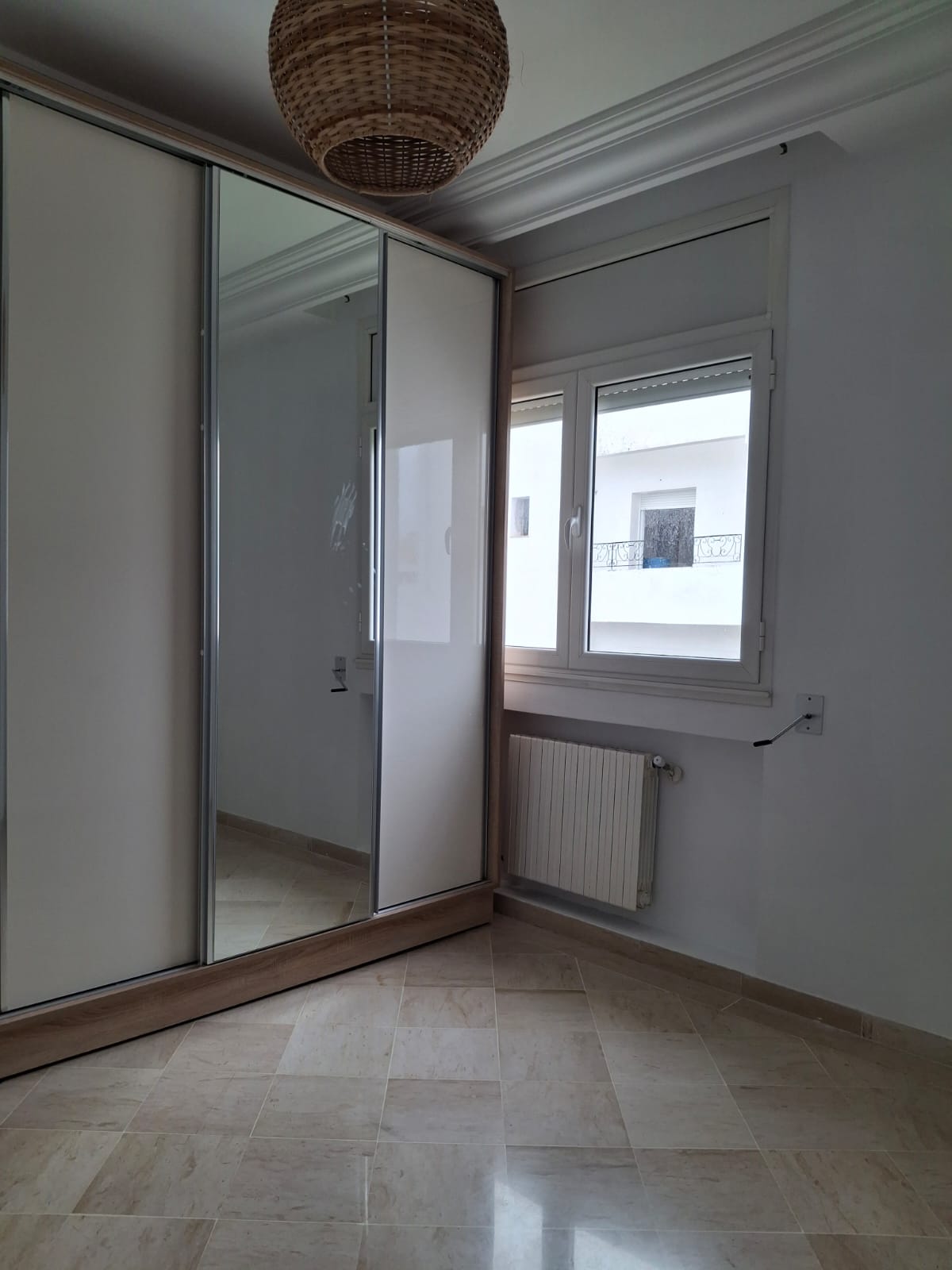 La Marsa&nbsp;Berge Du Lac&nbsp;Location&nbsp;Appart. 1 pi�ce&nbsp;Appartement s1 au berge du lac 1 rue lac loch ness