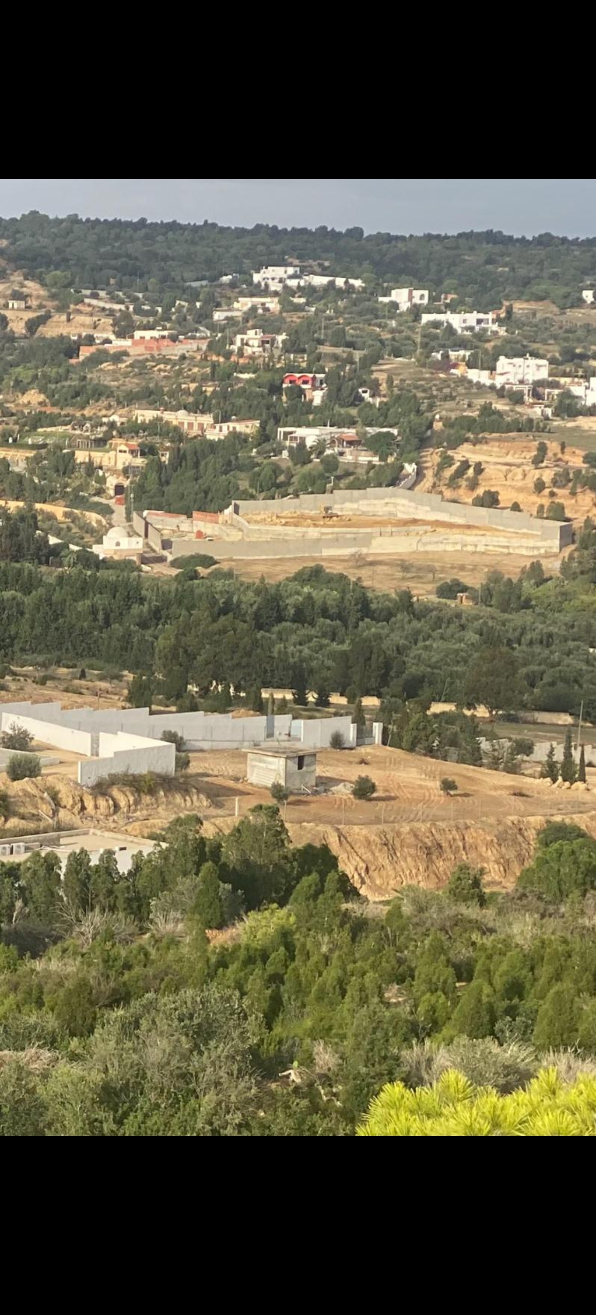 Hammamet&nbsp;Bir Bouregba&nbsp;Terrain&nbsp;Terrain nu&nbsp;Terrain clotur�  avec   sondage fonctionnel