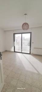 Ariana Ville&nbsp;Cite Ennasr 2&nbsp;Location&nbsp;Appart. 1 pi�ce&nbsp;A  s2 etage de villa a ennasr ref488a