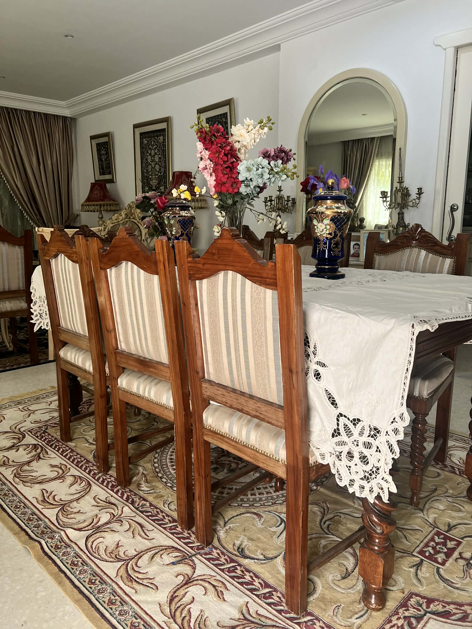 La Soukra&nbsp;Chotrana 1&nbsp;Salon - Salle � manger &nbsp;Salle � manger&nbsp;Salle � manger compl�te