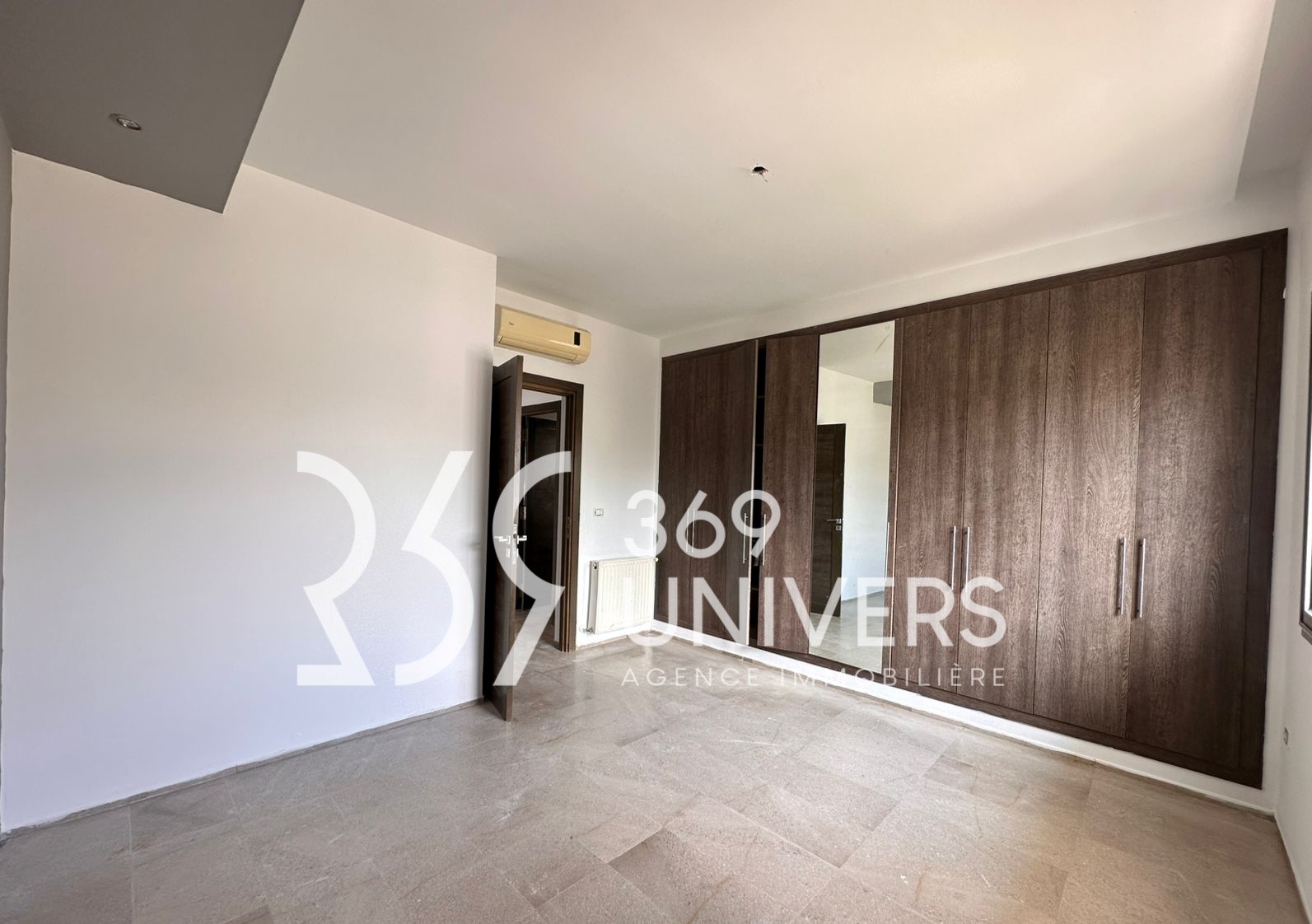 La Marsa&nbsp;Cite El Khalil&nbsp;Location&nbsp;Duplex&nbsp;Duplex avec terrasse � la marsa ref rd075