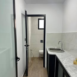 Ariana Ville&nbsp;El Menzah 5&nbsp;Location&nbsp;Maisons&nbsp;Espace bureautique menzeh 5