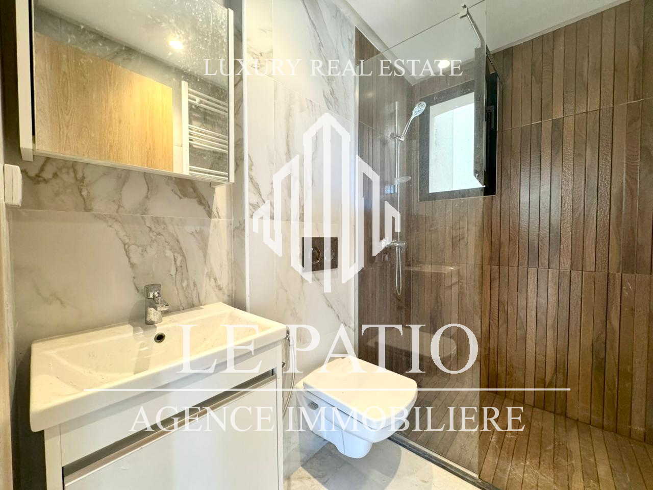 La Marsa&nbsp;Cite Mongi Slim&nbsp;Location&nbsp;Appart. 3 pi�ces&nbsp;Appart s2 haut standing jamais habiter