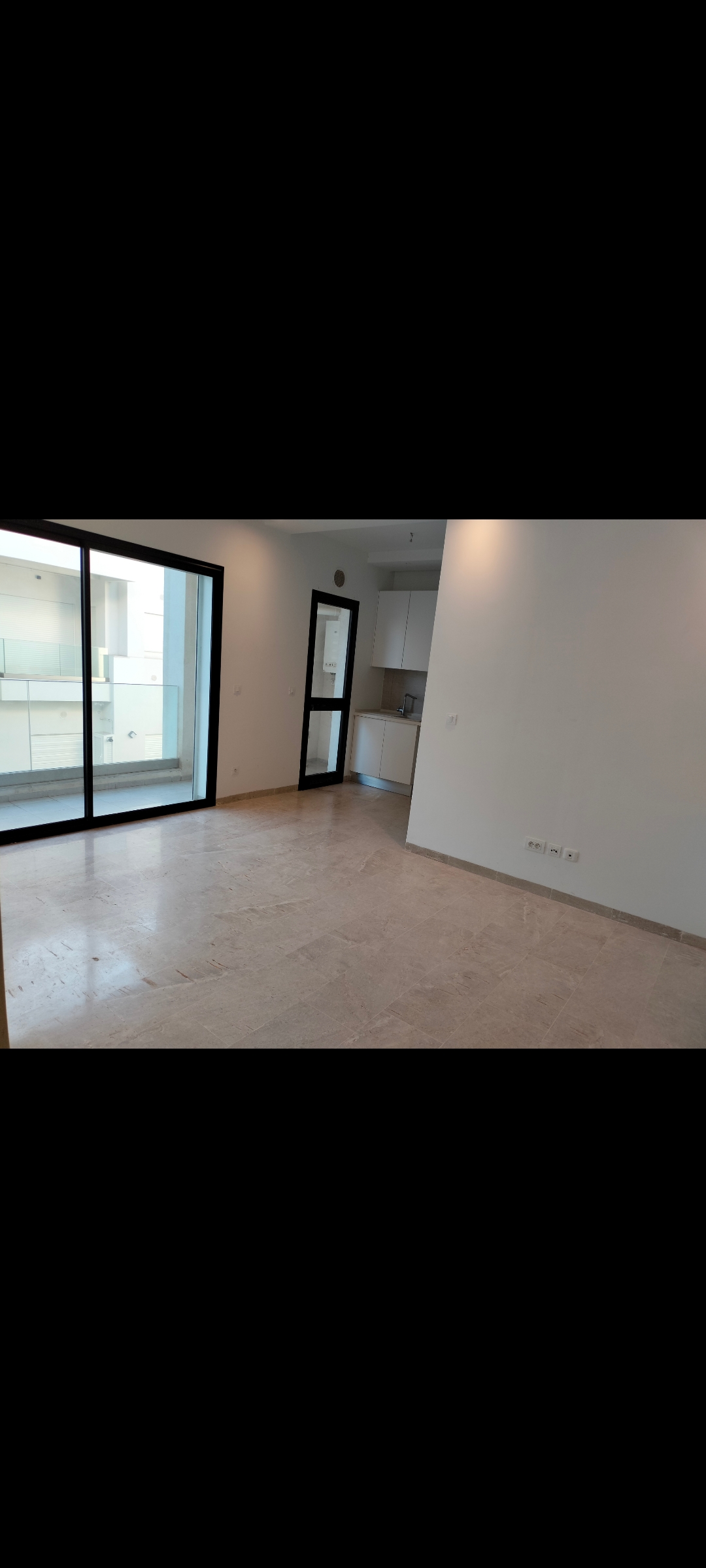 La Soukra&nbsp;Chotrana 1&nbsp;Location&nbsp;Appart. 2 pi�ces&nbsp;S 1 � la soukra chotrana 1