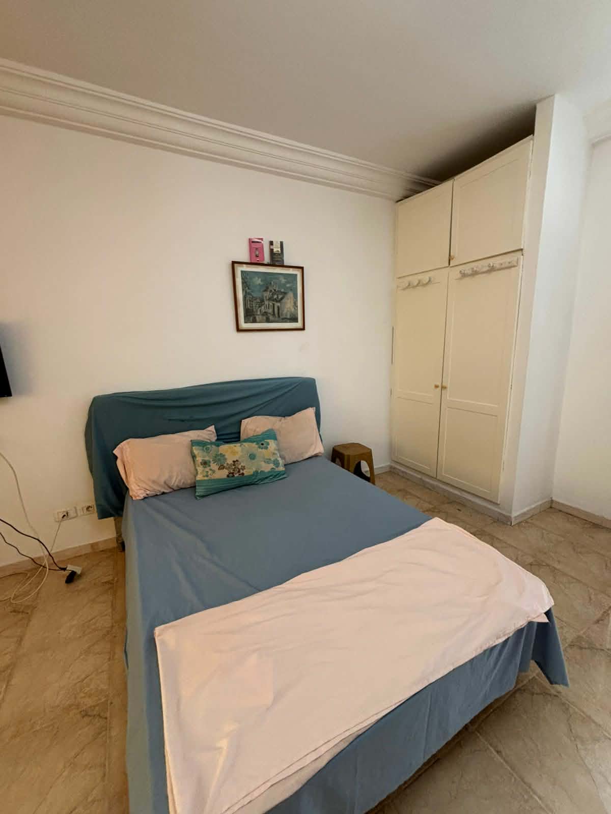 El Menzah&nbsp;El Menzah 9&nbsp;Location&nbsp;Autre&nbsp;Coquette studio s0 meubl�e