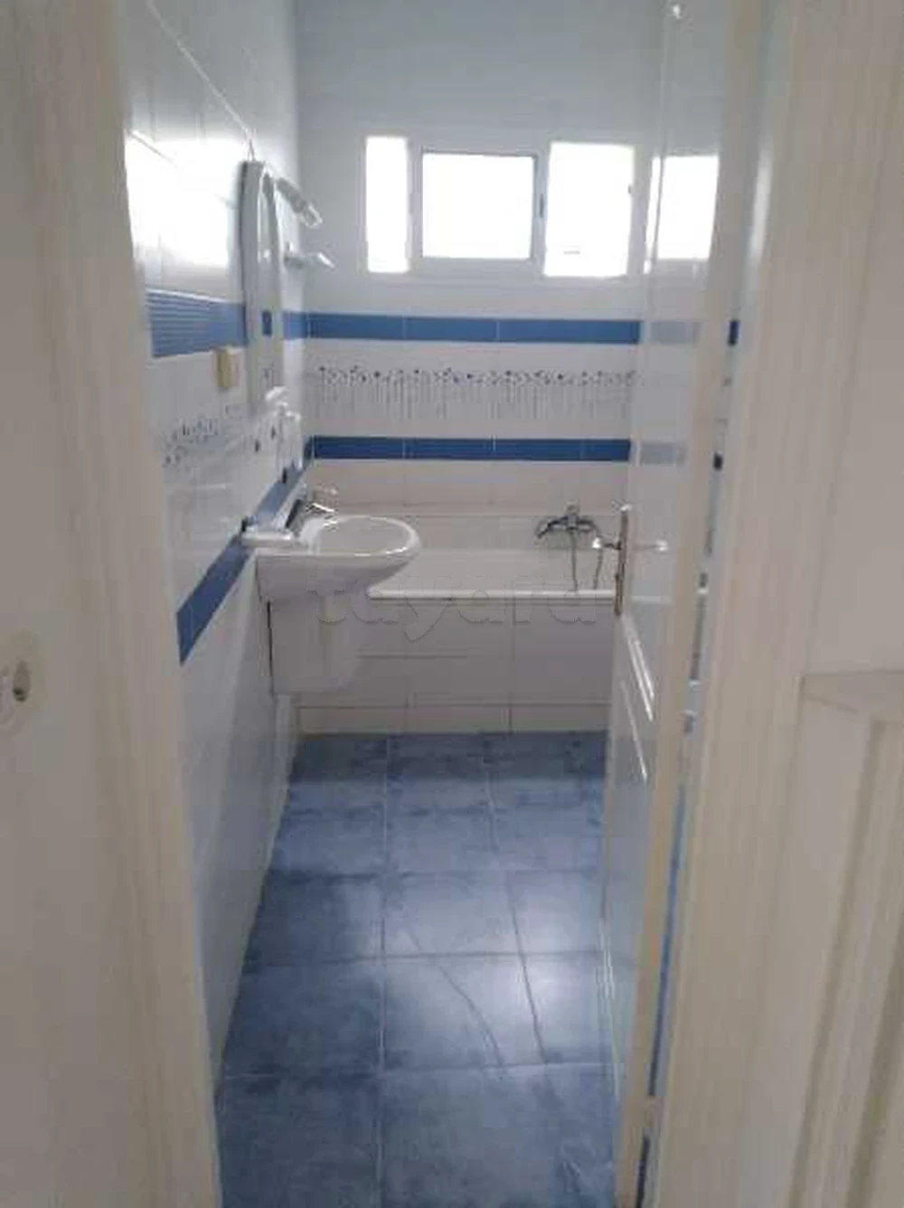 Mnihla&nbsp;Jardins d'el Menzah&nbsp;Location&nbsp;Maisons&nbsp;Superb �tage de villa lumineux