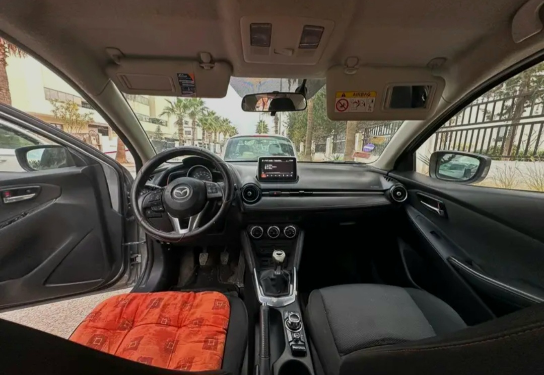 Ezzahra&nbsp;Ezzahra&nbsp;Mazda&nbsp;2&nbsp;Tres belle mazda 2