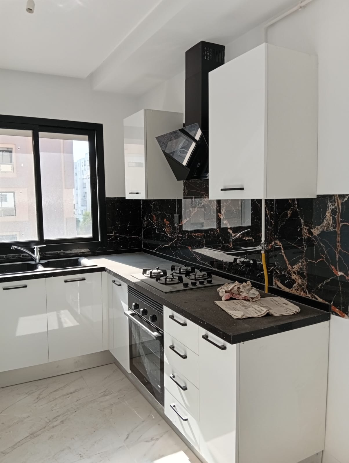 La Marsa&nbsp;El Aouina&nbsp;Vente&nbsp;Appart. 3 pi�ces&nbsp;Un appartement s2 jamais habit� � cit� wahat