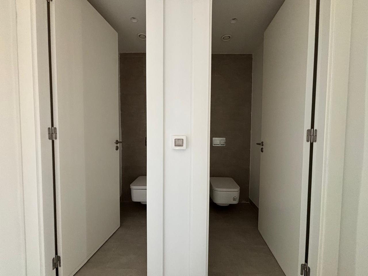 Ain Zaghouan&nbsp;Jardins de Carthage&nbsp;Bureaux & Commerces&nbsp;Surfaces&nbsp;Open space de 250m2 aux jardins de carthage