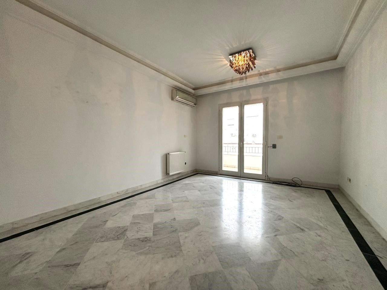 La Soukra&nbsp;La Soukra&nbsp;Location&nbsp;Appart. 3 pi�ces&nbsp;Appartement s2 de 125m2 � la soukra park
