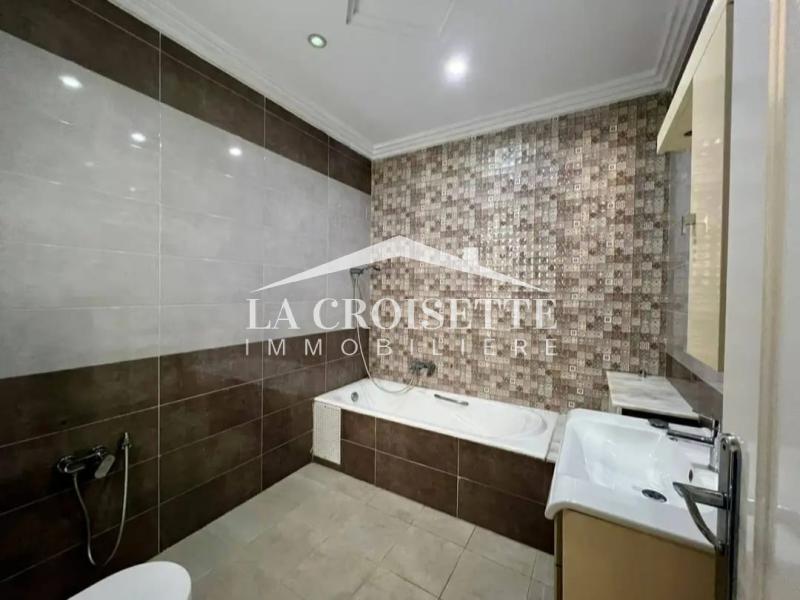 La Marsa&nbsp;Cite Du Stade&nbsp;Location&nbsp;Appart. 4 pi�ces&nbsp;Appartement s4 � la marsa zal2159