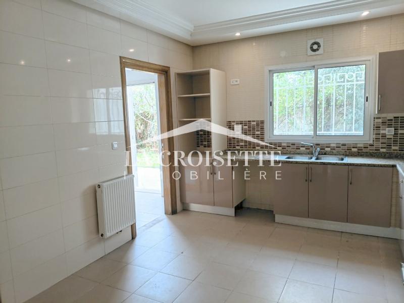 La Marsa&nbsp;Berge Du Lac&nbsp;Location&nbsp;Appart. 5 pi�ces+&nbsp;Appartement s4 avec jardin et terrasse au lac2