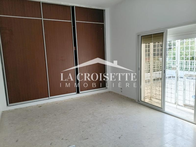 La Marsa&nbsp;Marsa Ennassim&nbsp;Location&nbsp;Appart. 4 pi�ces&nbsp;Villa s4 avec jardin � la marsa mvl0087