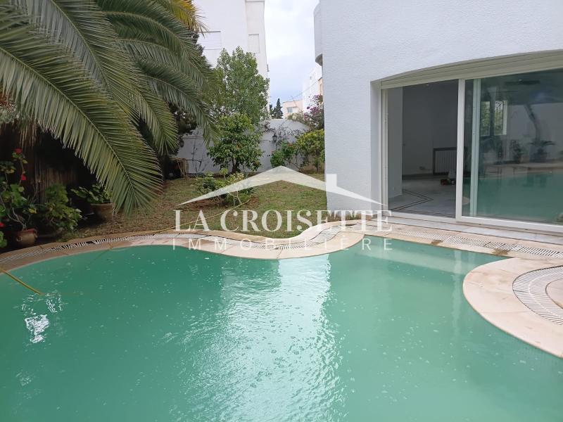 La Marsa&nbsp;Marsa Ennassim&nbsp;Location&nbsp;Maisons&nbsp;Villa s6 avec piscine � la marsa mvl0094