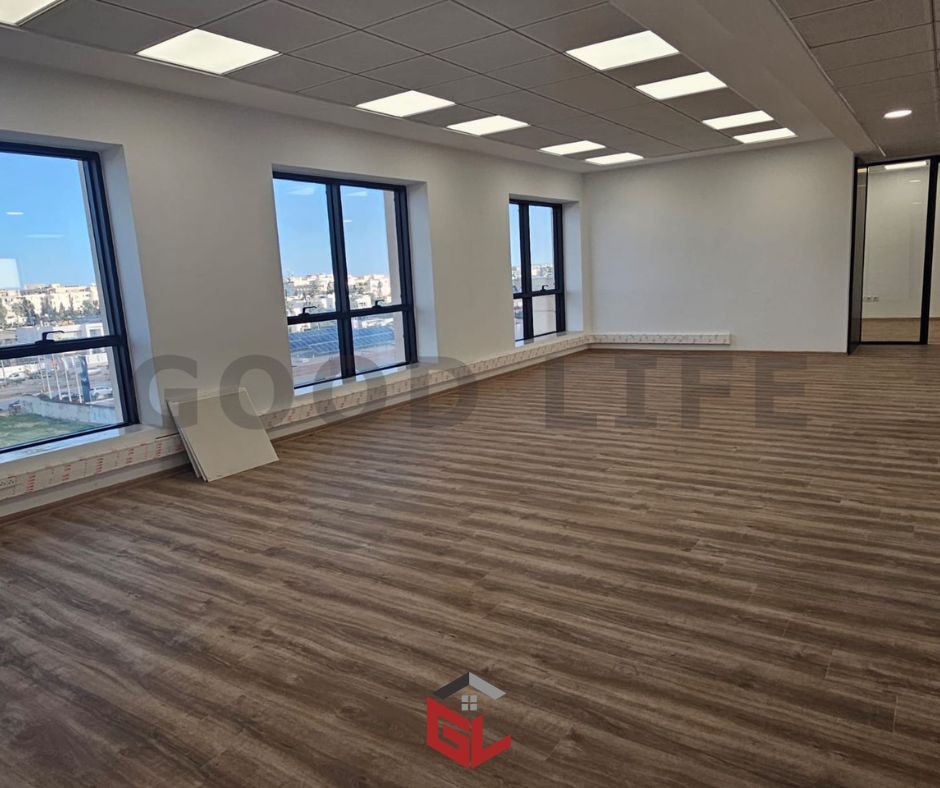 La Marsa&nbsp;Berge Du Lac&nbsp;Bureaux & Commerces&nbsp;Bureau&nbsp;Bureau r�nov� de 150 m2 au lac 1