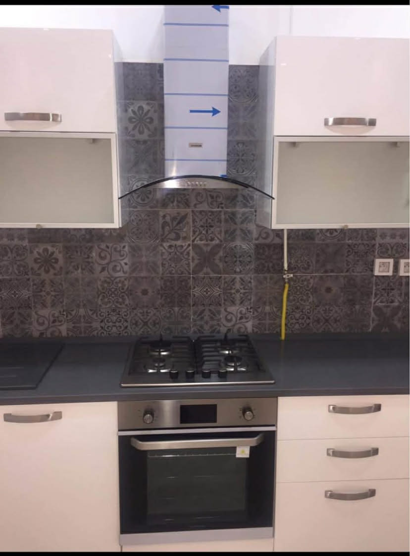 La Soukra&nbsp;La Soukra&nbsp;Location&nbsp;Appart. 1 pi�ce&nbsp;S plus 1 au reez de chausse