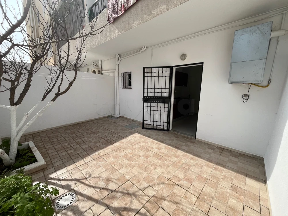 Ain Zaghouan&nbsp;Ain Zaghouan&nbsp;Location&nbsp;Appart. 1 pi�ce&nbsp;S plus 1 propre avec terasse