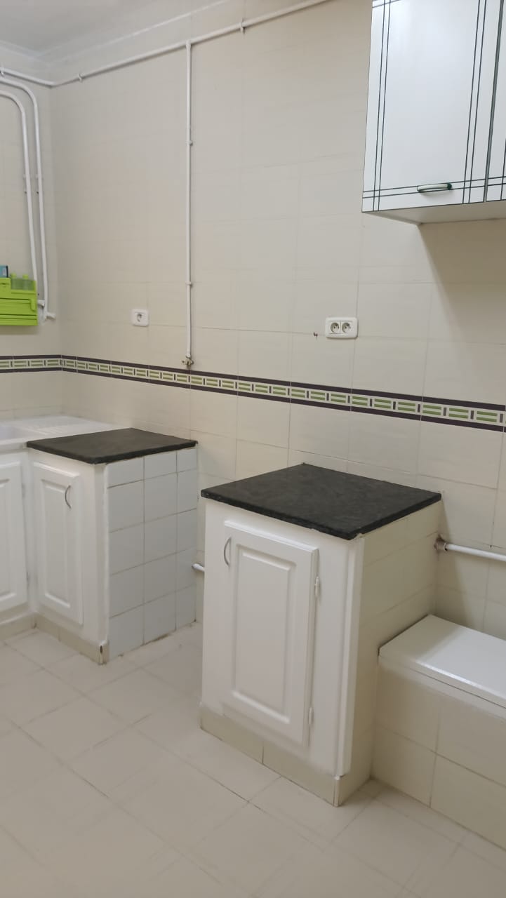 El Omrane&nbsp;El Omrane&nbsp;Vente&nbsp;Appart. 4 pi�ces&nbsp;Appartement a el omrane a  200 mdt