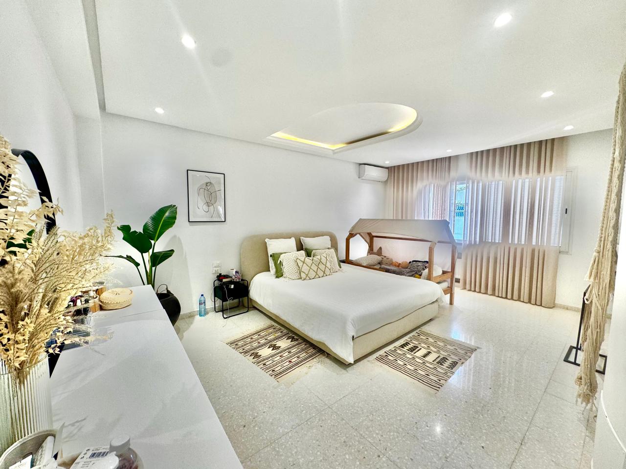 La Marsa&nbsp;Sidi Daoud&nbsp;Location&nbsp;Maisons&nbsp;Villa s4 avec piscine et jardin � la marsa