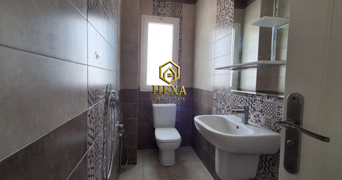 La Marsa&nbsp;Marsa Ennassim&nbsp;Location&nbsp;Maisons&nbsp;Etage de villa s4 avec terrasse � la marsa