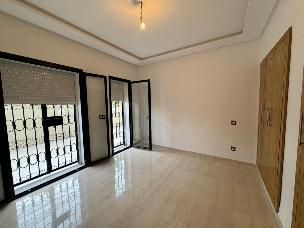 La Soukra&nbsp;La Soukra&nbsp;Location&nbsp;Appart. 4 pi�ces&nbsp;Appartement s3 avec terrasse � la soukra