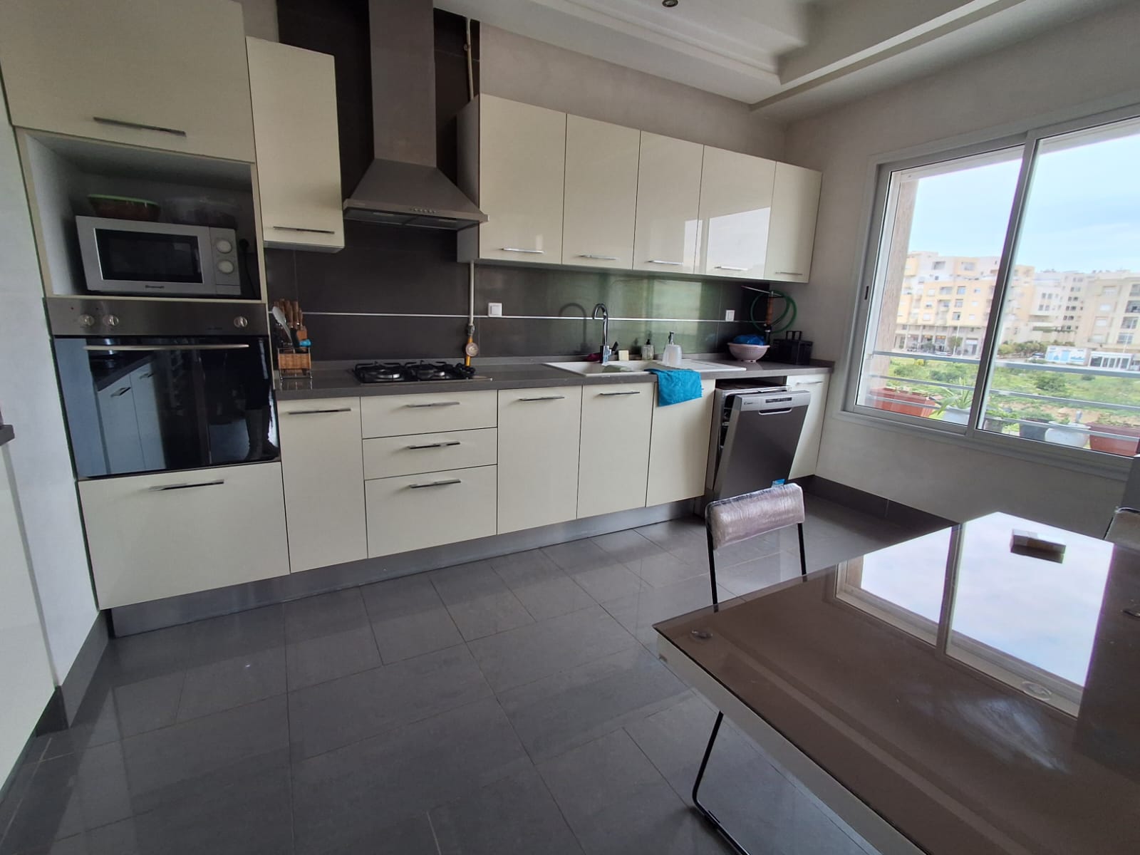 Ain Zaghouan&nbsp;Ain Zaghouan&nbsp;Location&nbsp;Appart. 4 pi�ces&nbsp;App s3 avec terrasse � ain zaghouan nord