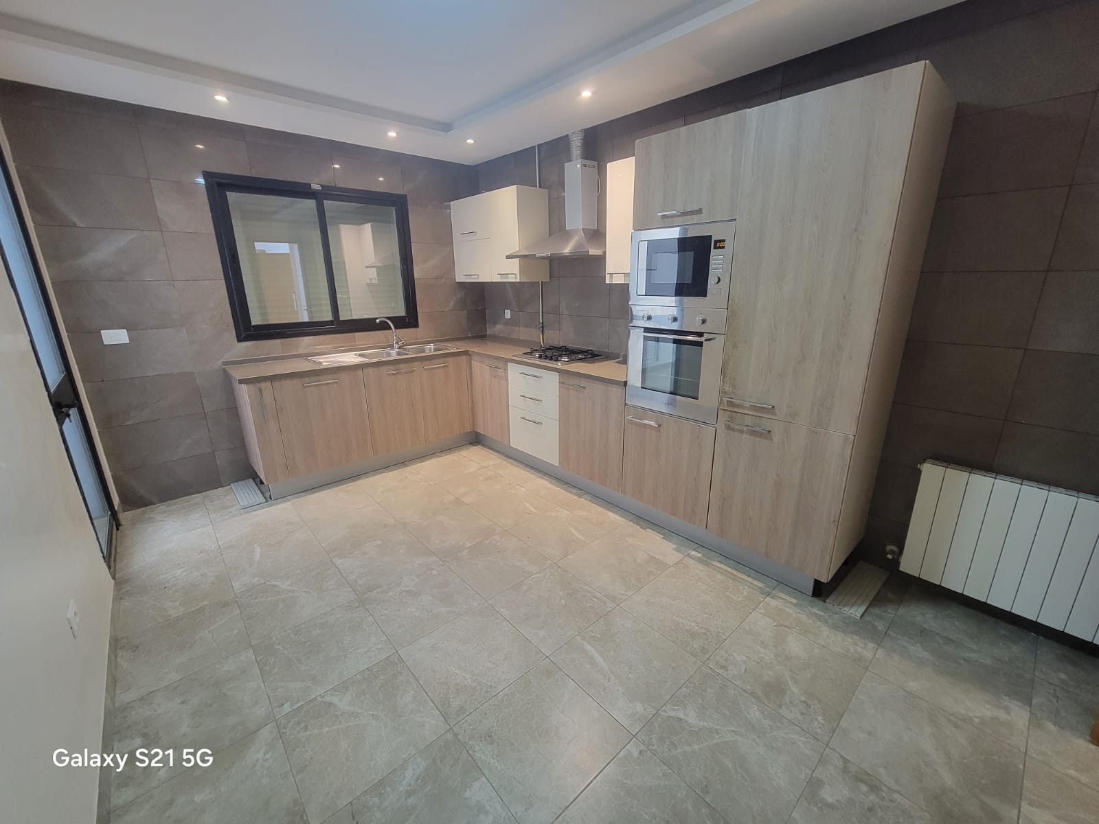 Ain Zaghouan&nbsp;Jardins de Carthage&nbsp;Location&nbsp;Appart. 3 pi�ces&nbsp;Appartement  s2 � les jardins de carthage