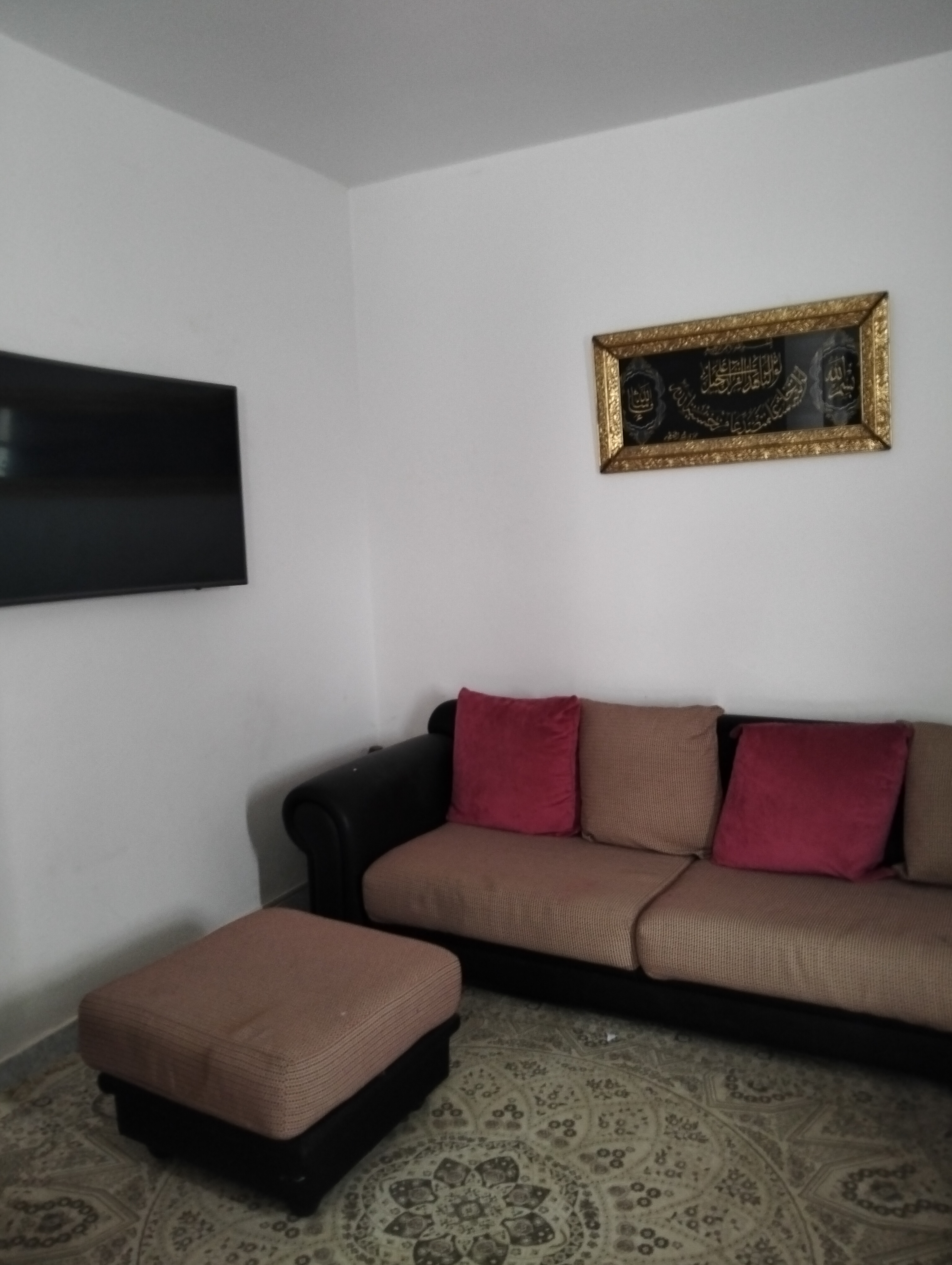 Megrine&nbsp;Megrine Jaouhara&nbsp;Salon - Salle � manger &nbsp;Salons&nbsp;Bonnes affaires