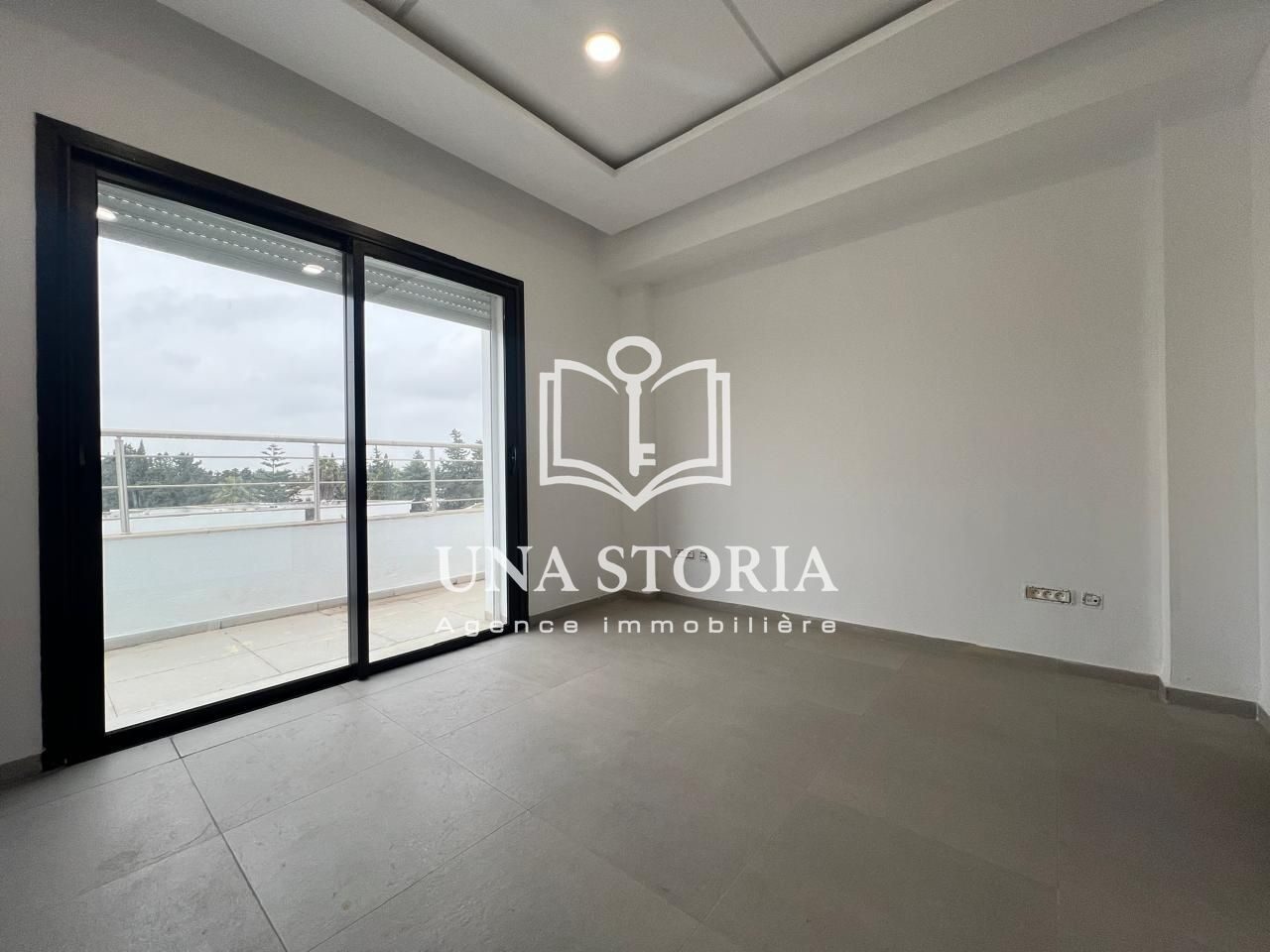 La Soukra&nbsp;La Soukra&nbsp;Location&nbsp;Autre&nbsp;Bureau h plus 4