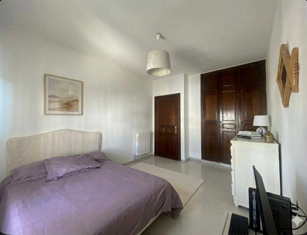 Ariana Ville&nbsp;Cite Ennasr 1&nbsp;Location&nbsp;Appart. 3 pi�ces&nbsp;Spacieux apparemment � ennasr1