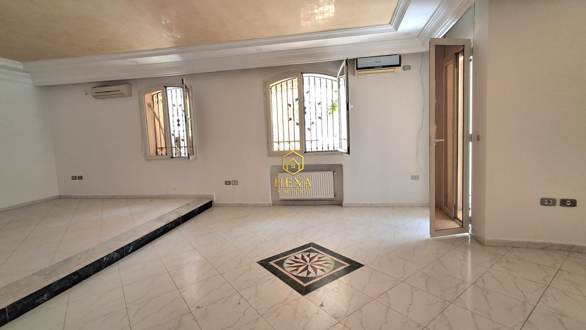 La Marsa&nbsp;El Aouina&nbsp;Location&nbsp;Maisons&nbsp;Triplex s4 � aouina � usage bureautique