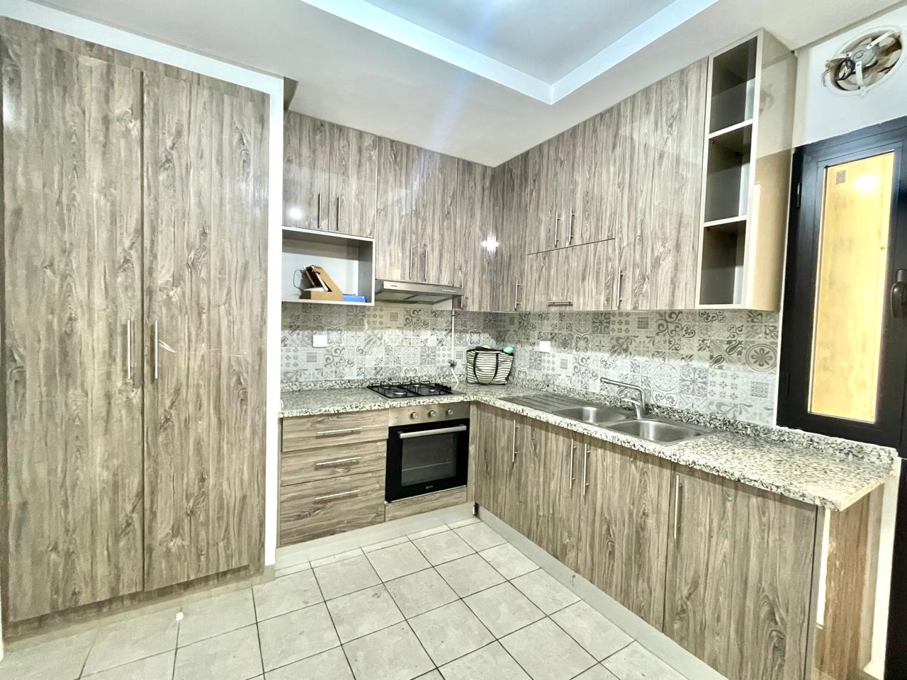 Ain Zaghouan&nbsp;Jardins de Carthage&nbsp;Vente&nbsp;Appart. 5 pi�ces+&nbsp;Appartement s4 aux jardins de carthage