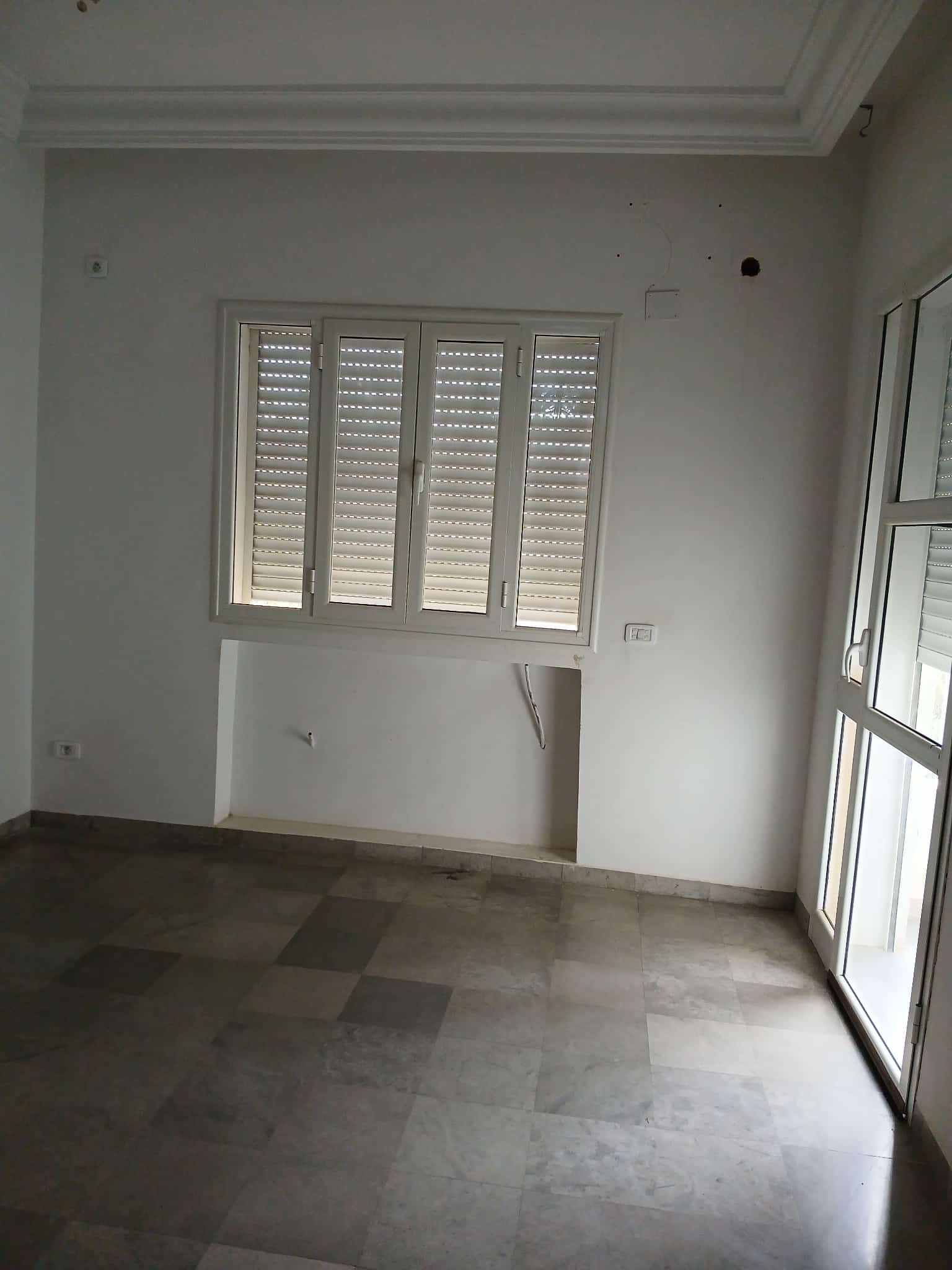 El Omrane Superieur&nbsp;Cite Ibn Khaldoun Vi&nbsp;Location&nbsp;Appart. 3 pi�ces&nbsp;Cit� ibn khaldoun