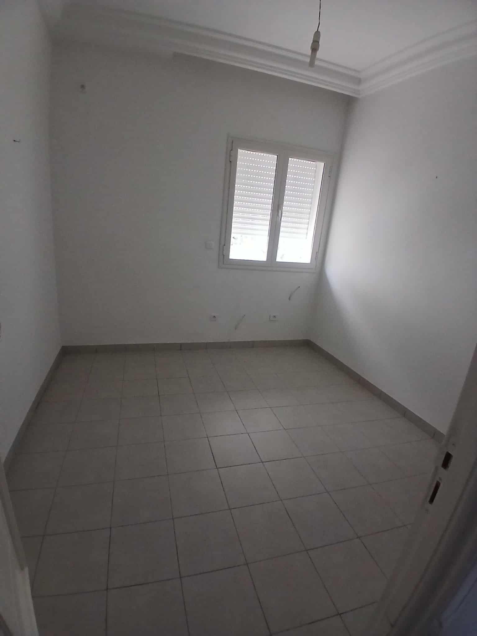 El Omrane Superieur&nbsp;Cite Ibn Khaldoun Vi&nbsp;Location&nbsp;Appart. 3 pi�ces&nbsp;Cit� ibn khaldoun