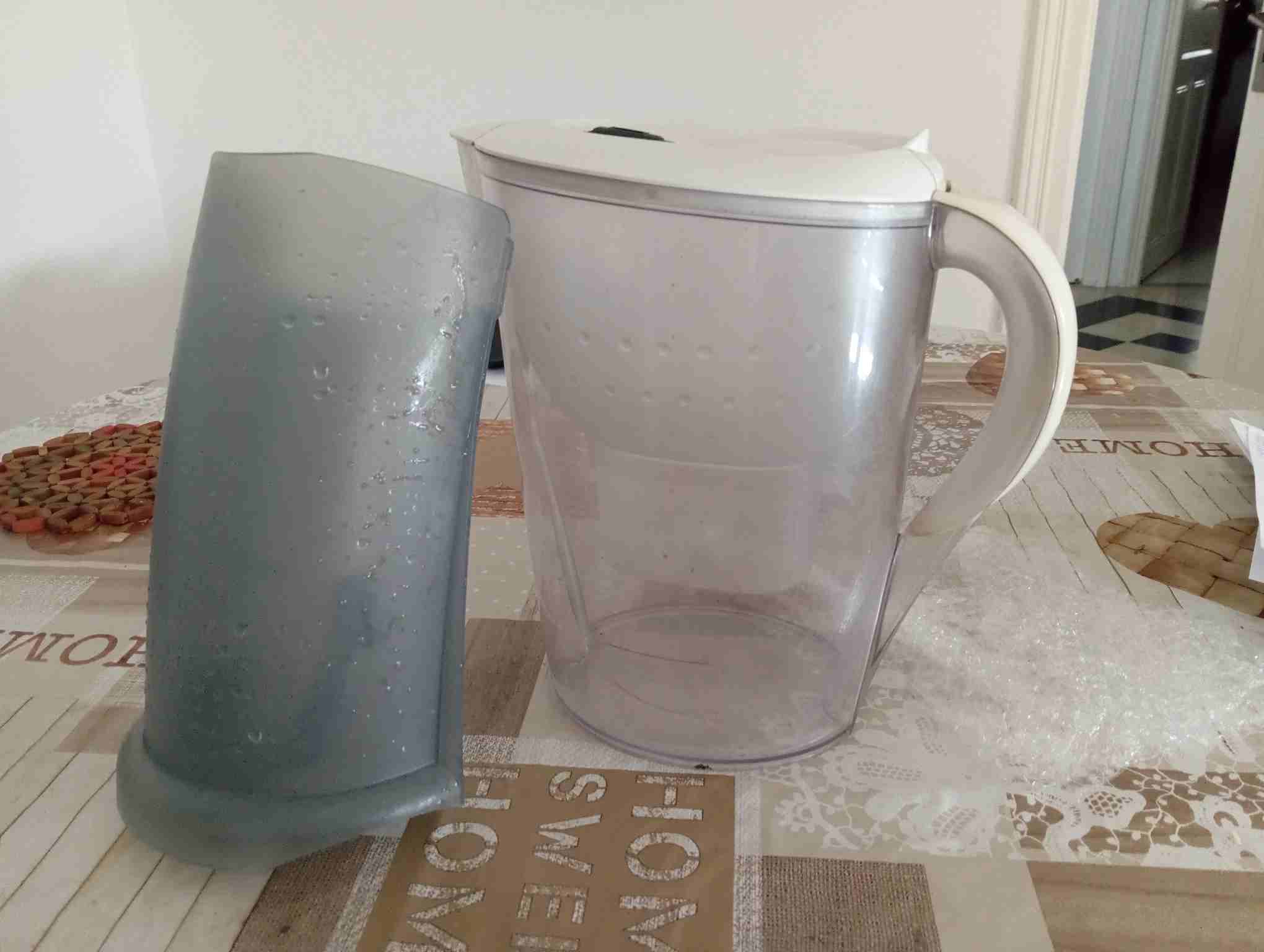 El Menzah&nbsp;El Manar 1&nbsp;Autre&nbsp;Autre&nbsp;Carafe brite et r�servoir d'eau philips