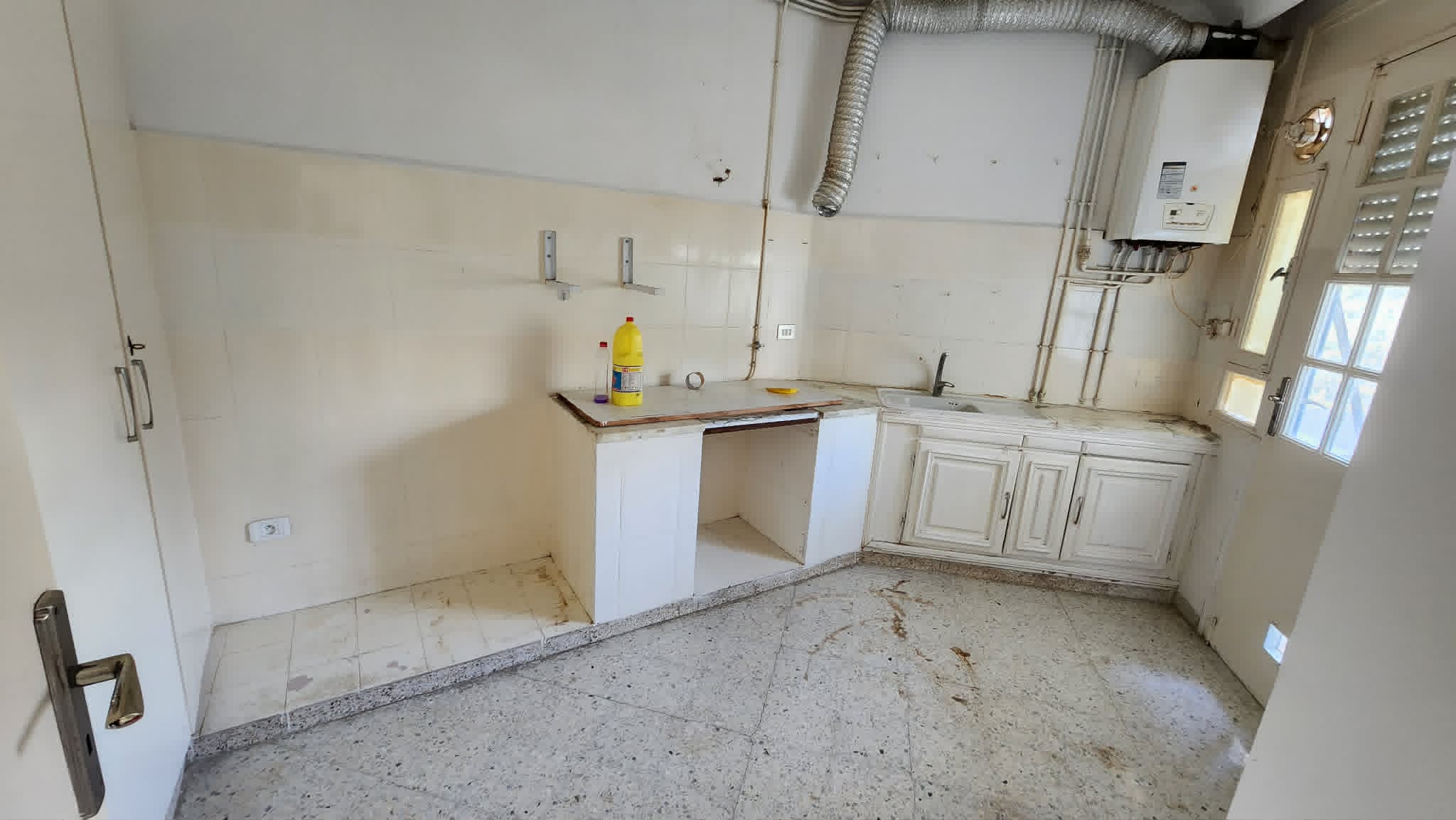 El Menzah&nbsp;El Manar 2&nbsp;Location&nbsp;Appart. 1 pi�ce&nbsp;Appartement s1 derri�re campus manar
