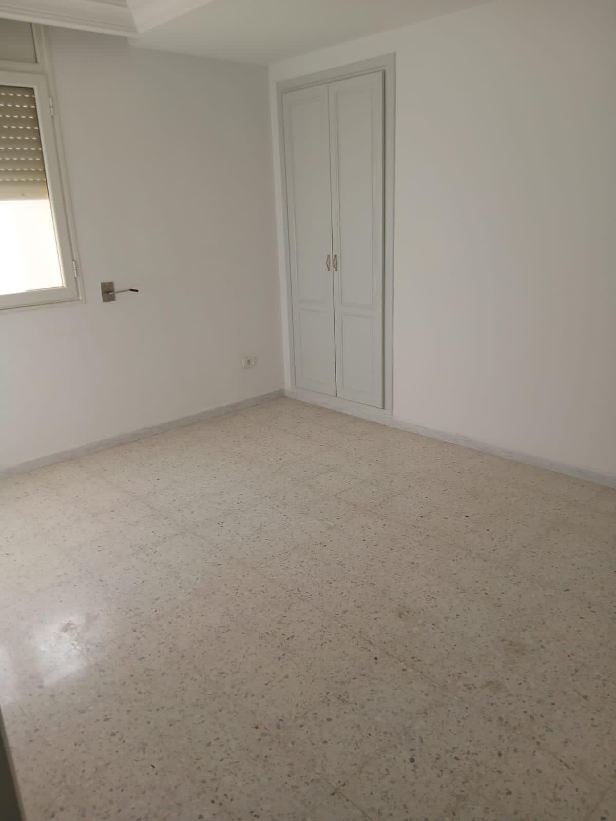 Mnihla&nbsp;Jardins d'el Menzah&nbsp;Location&nbsp;Appart. 3 pi�ces&nbsp;S plus 2 hst aux jardins d'el menzah 2 wb4439