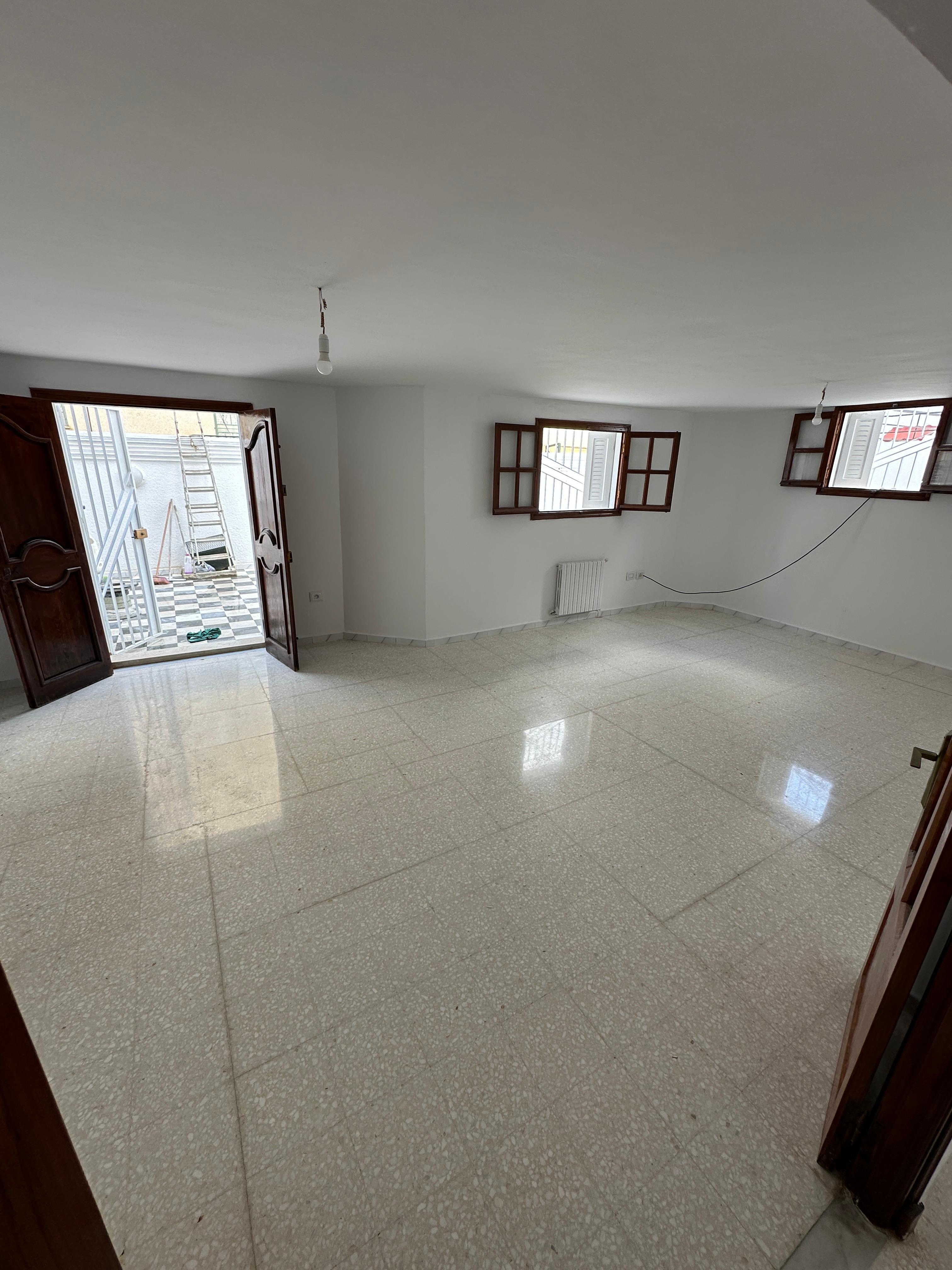 Ariana Ville&nbsp;Cite Ennasr 2&nbsp;Location&nbsp;Maisons&nbsp;Etage de villa s2 a ennasr 2 wb4447