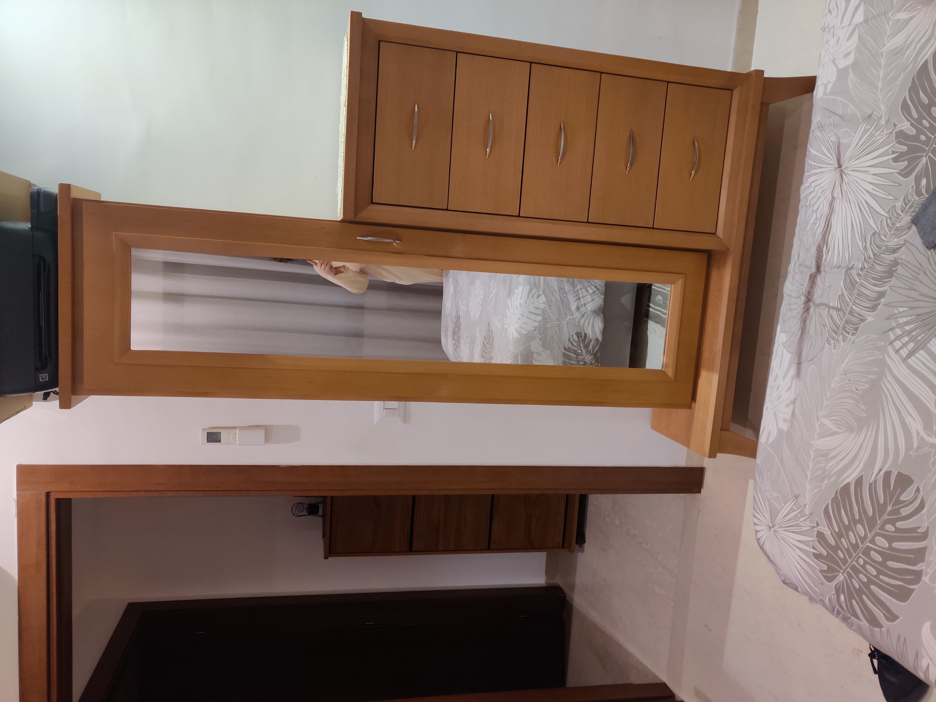 La Soukra&nbsp;La Soukra&nbsp;Meubles d'enfant&nbsp;Armoires&nbsp;Occassion a ne pas rater